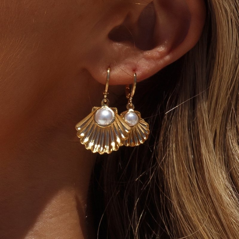 Brinco Argola Concha com Pérola