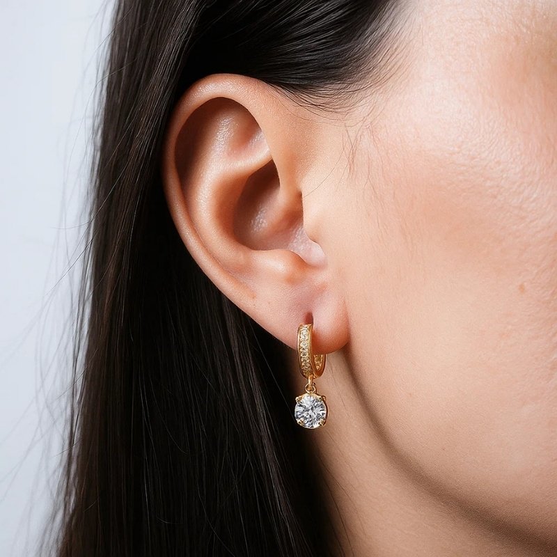 Brinco Argola Cravejada com Ponto de luz