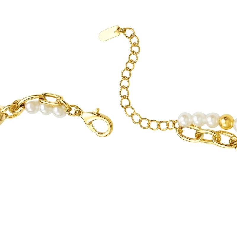 Colar com Pérolas e Pingente de Coração